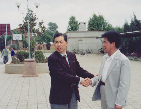 受科協(xié)領(lǐng)導(dǎo)，服務(wù)云南中小企業(yè)